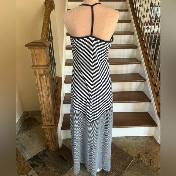 Derek Heart Navy White Striped Chevron Racerback Maxi Dress Size Large - Picture 6 of 6